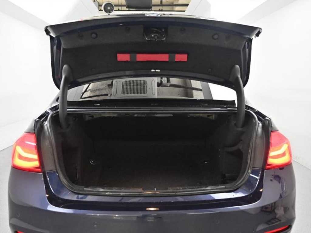 BMW 3시리즈 3시리즈 (F30) 320d 이미지 20