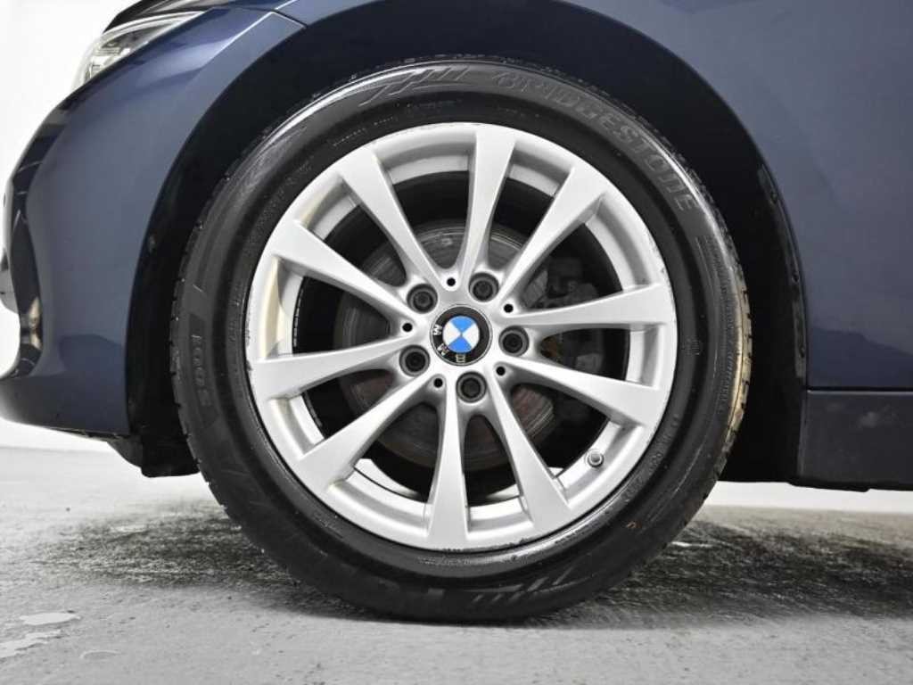 BMW 3시리즈 3시리즈 (F30) 320d 이미지 5