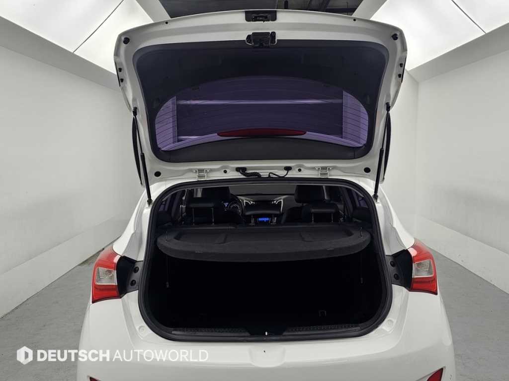 현대 i30 뉴 i30 1.6 GDI 익스트림 이미지 19
