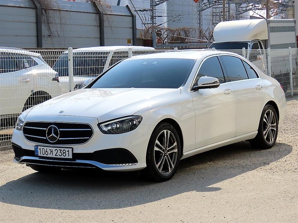 벤츠 E 클래스 E-클래스 W213 E350 4MATIC 아방가르드 이미지 2