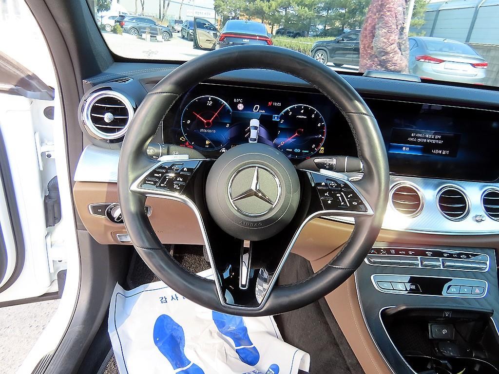 벤츠 E 클래스 E-클래스 W213 E350 4MATIC 아방가르드 이미지 8