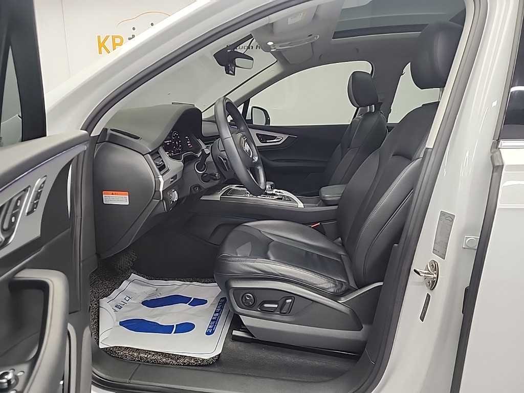 아우디 Q7 Q7 (4M) 45 TFSI 콰트로 이미지 11