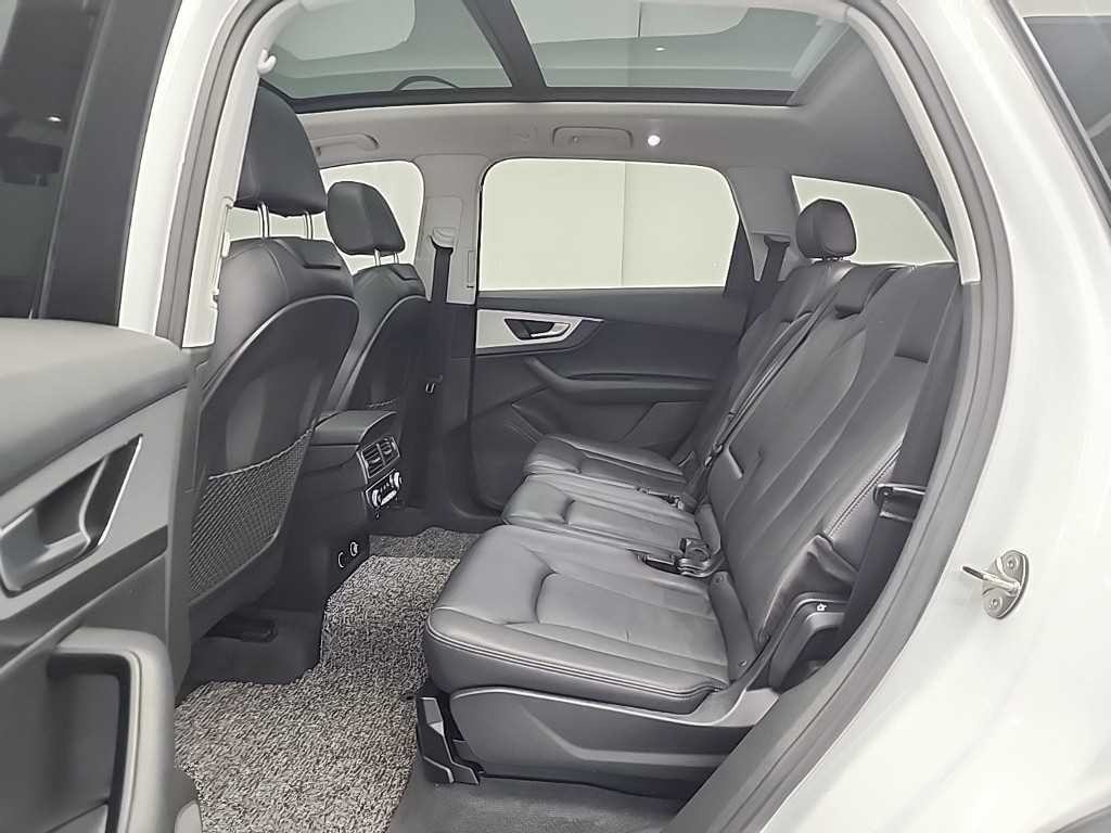 아우디 Q7 Q7 (4M) 45 TFSI 콰트로 이미지 12