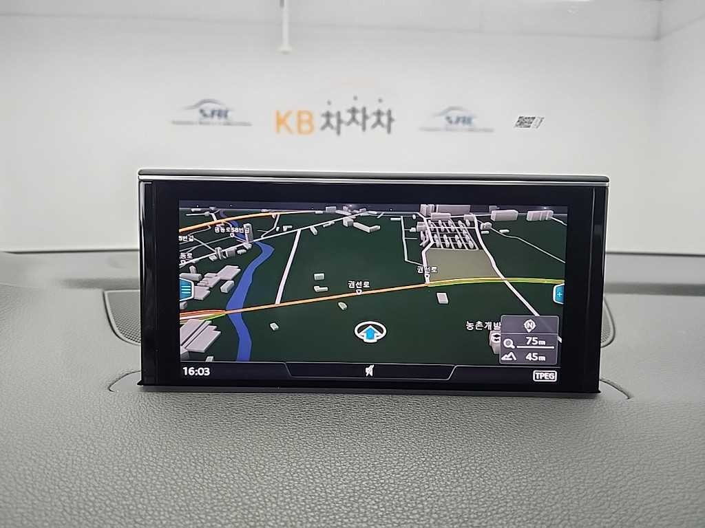 아우디 Q7 Q7 (4M) 45 TFSI 콰트로 이미지 15