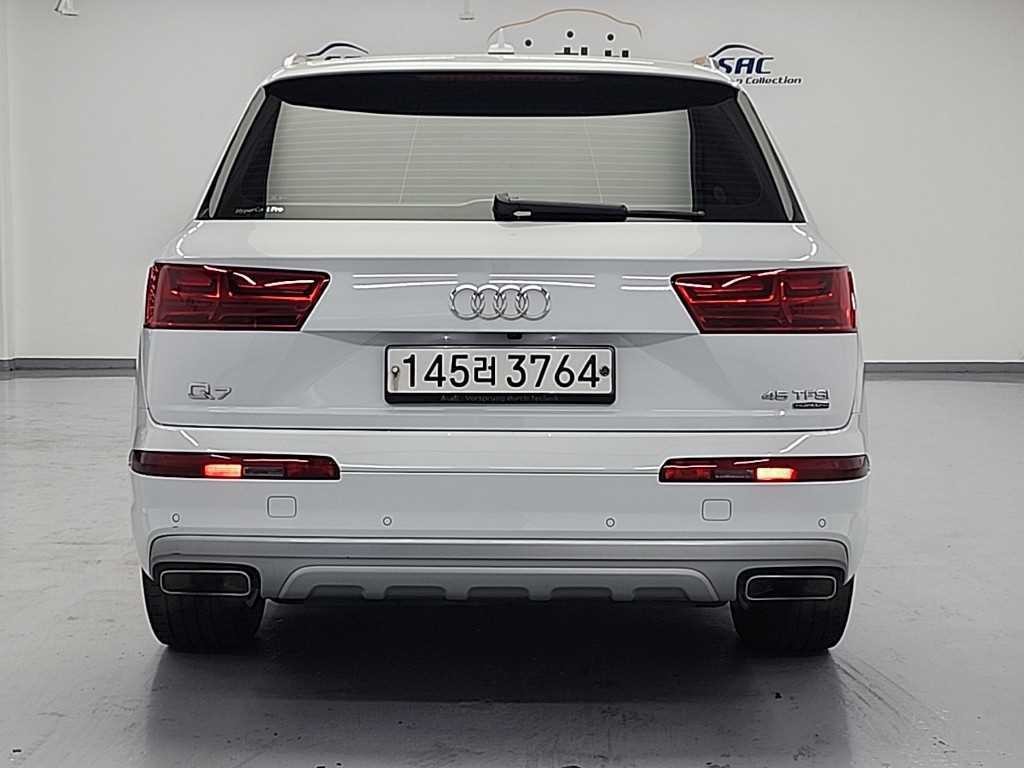 아우디 Q7 Q7 (4M) 45 TFSI 콰트로 이미지 3