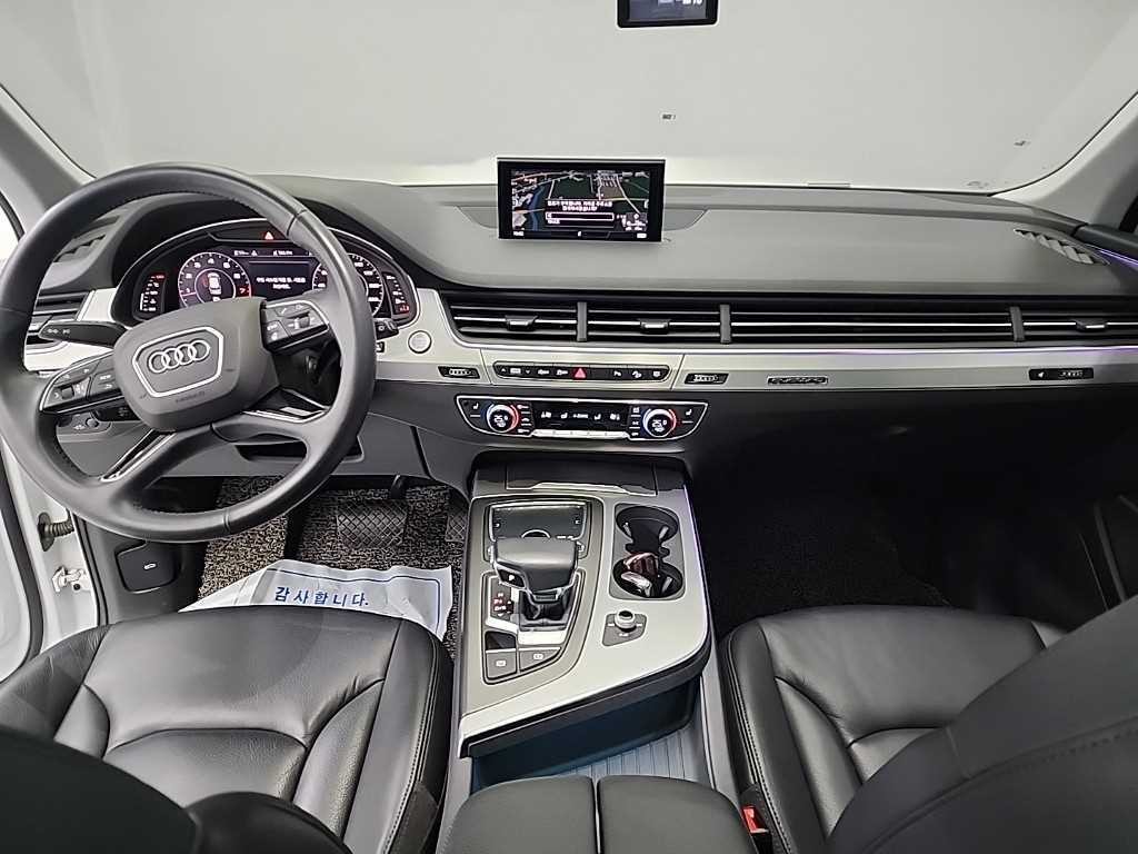 아우디 Q7 Q7 (4M) 45 TFSI 콰트로 이미지 7