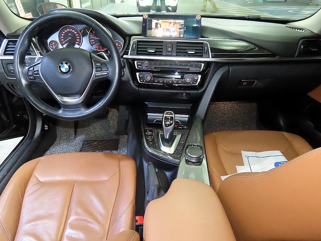 BMW 4시리즈 4시리즈 (F32) 420i 그란쿠페 럭셔리 이미지 10