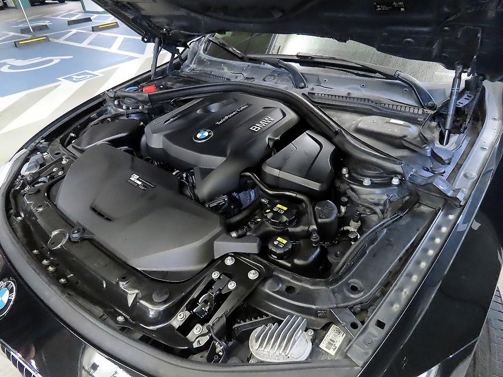 BMW 4시리즈 4시리즈 (F32) 420i 그란쿠페 럭셔리 이미지 19