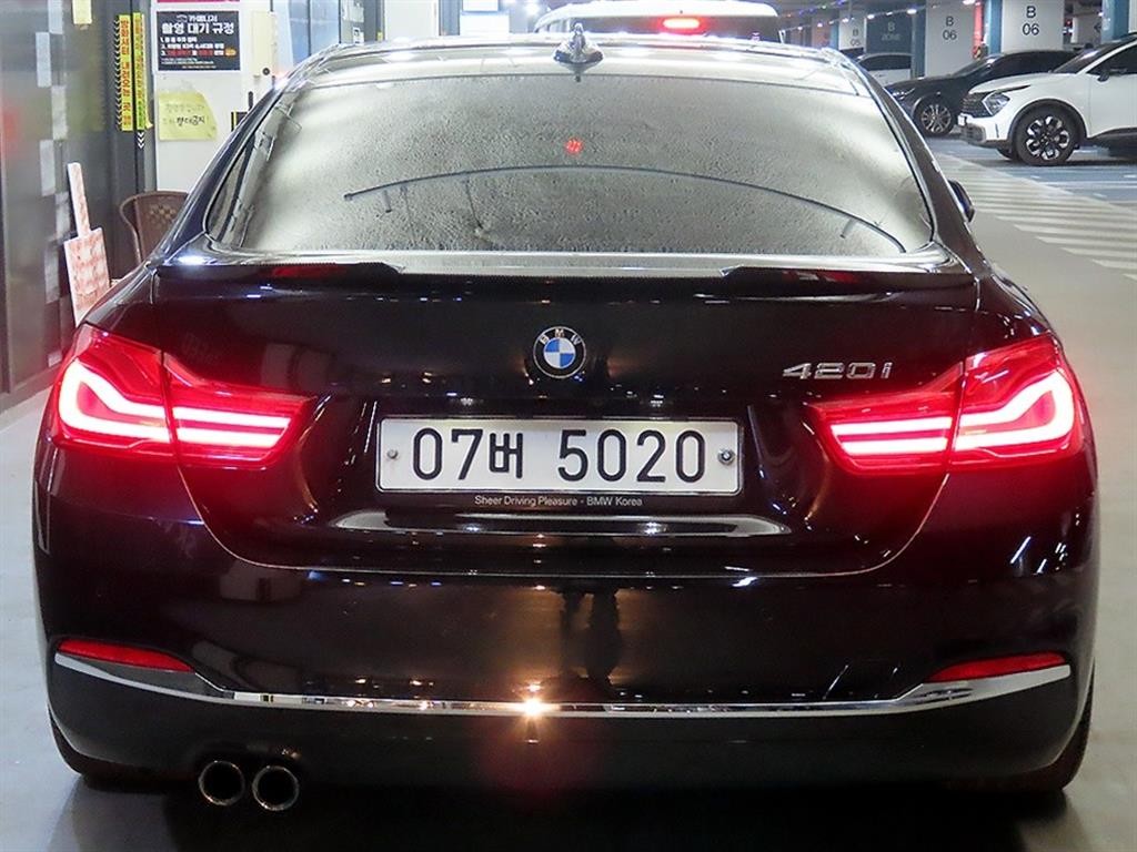 BMW 4시리즈 4시리즈 (F32) 420i 그란쿠페 럭셔리 이미지 5