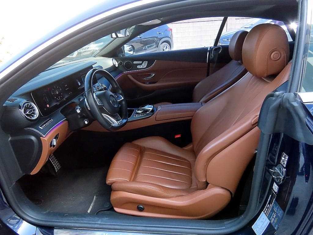 벤츠 E 클래스 E-클래스 W213 E220d 쿠페 이미지 5