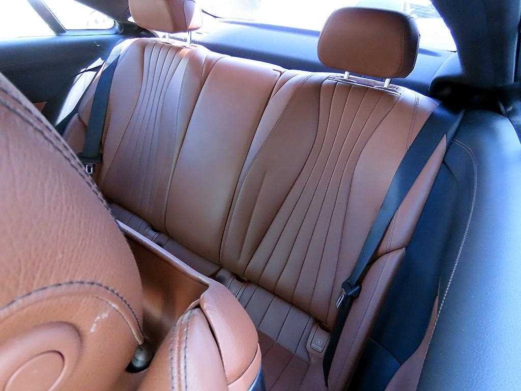 벤츠 E 클래스 E-클래스 W213 E220d 쿠페 이미지 6