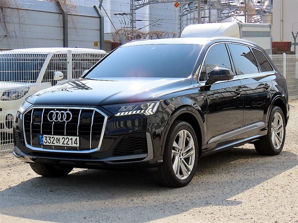 아우디 Q7 Q7 (4M) 45 TDI 콰트로 프리미엄 이미지 2