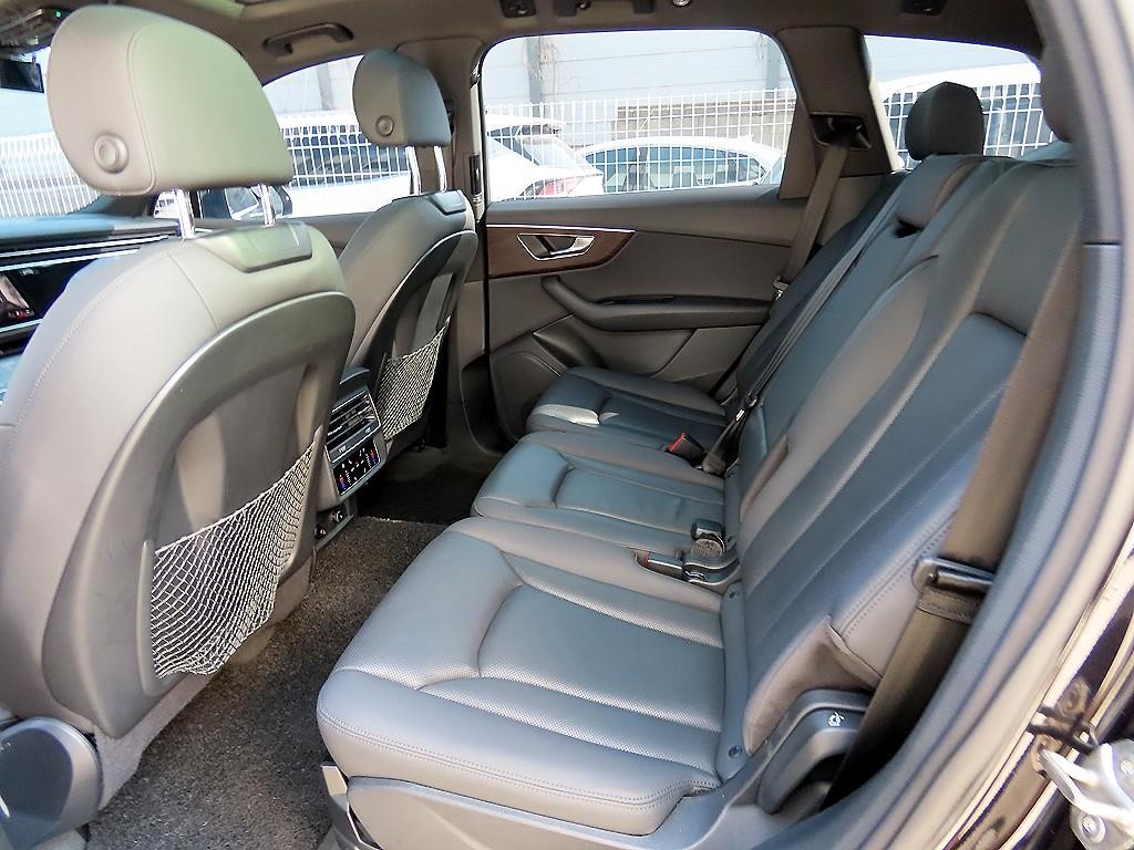 아우디 Q7 Q7 (4M) 45 TDI 콰트로 프리미엄 이미지 6