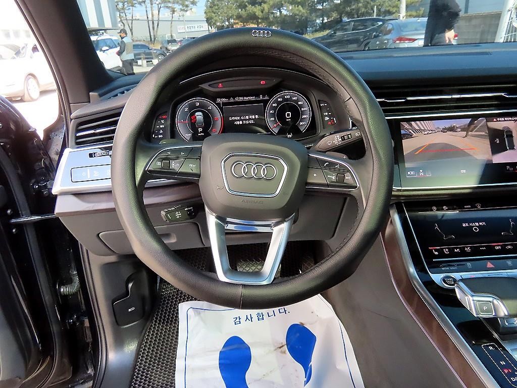 아우디 Q7 Q7 (4M) 45 TDI 콰트로 프리미엄 이미지 8