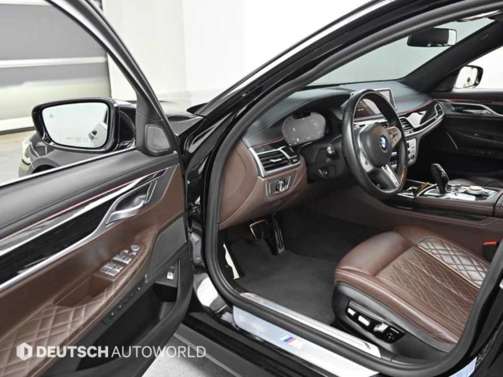 BMW 7시리즈 7시리즈 (G11) 740Li xDrive M SPORT 스포츠 이미지 11