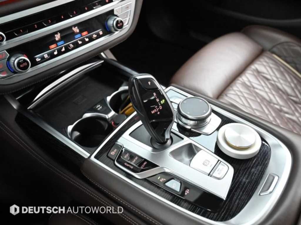 BMW 7시리즈 7시리즈 (G11) 740Li xDrive M SPORT 스포츠 이미지 9