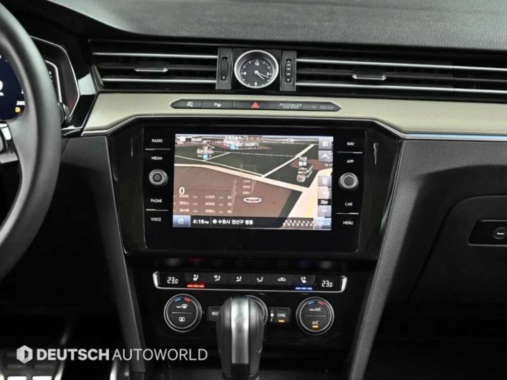폭스바겐 아테온 2.0 TDI 엘레강스 프레스티지 4모션 이미지 14