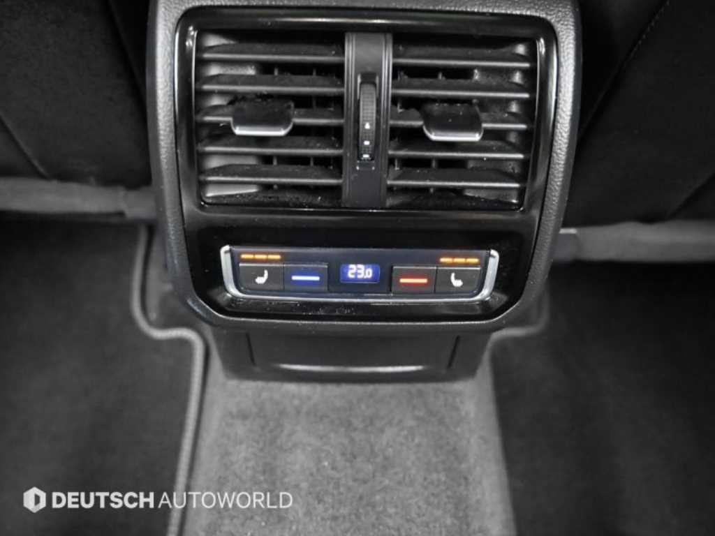 폭스바겐 아테온 2.0 TDI 엘레강스 프레스티지 4모션 이미지 16