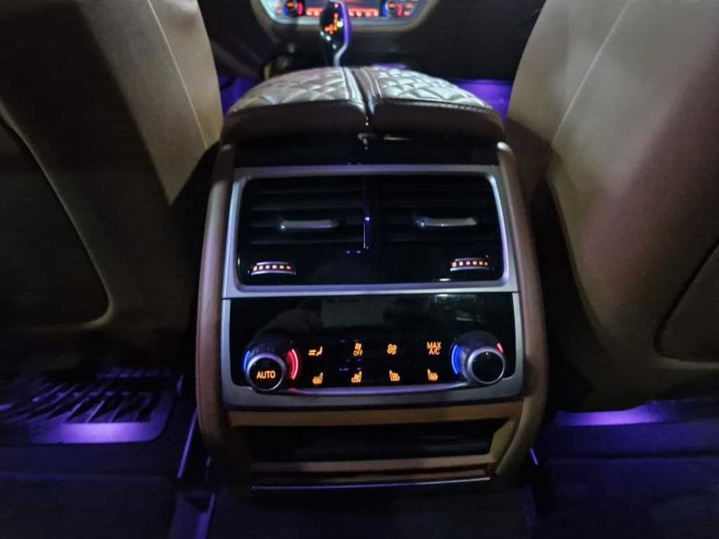 BMW 7시리즈 7시리즈 (G11) 730d xDrive 디자인 퓨어 엑설런스 이미지 15