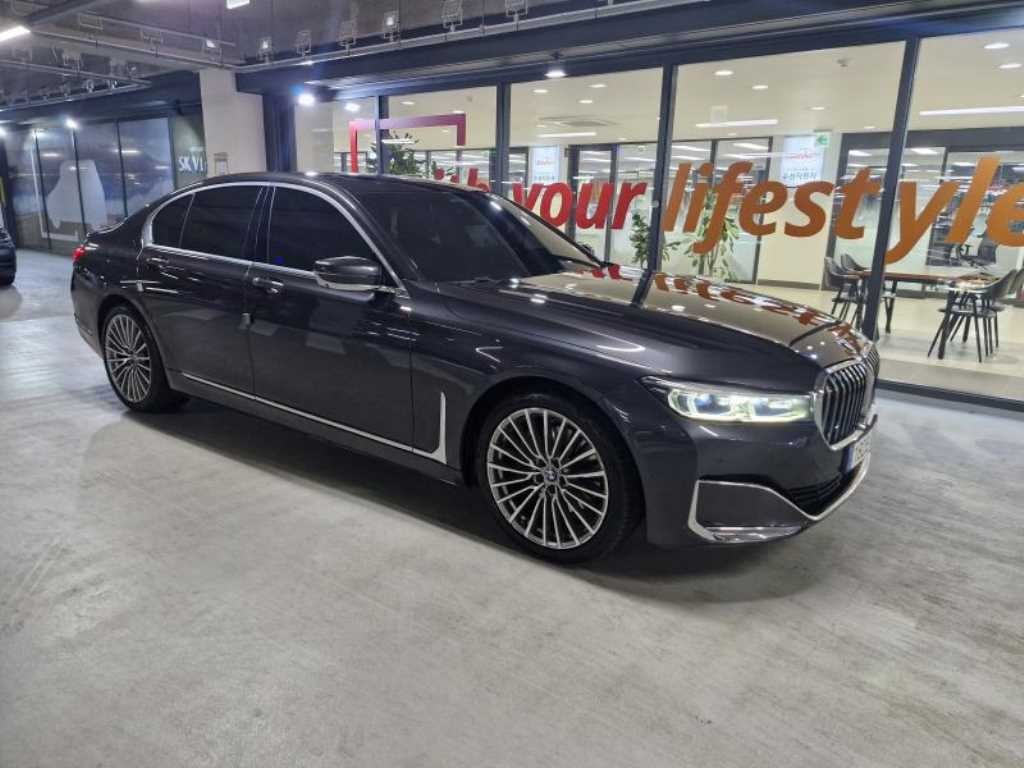 BMW 7시리즈 7시리즈 (G11) 730d xDrive 디자인 퓨어 엑설런스 이미지 2