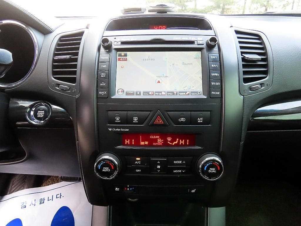 기아 쏘렌토 쏘렌토 R 디젤 2WD 2.0 LIMITED 프리미엄 이미지 13