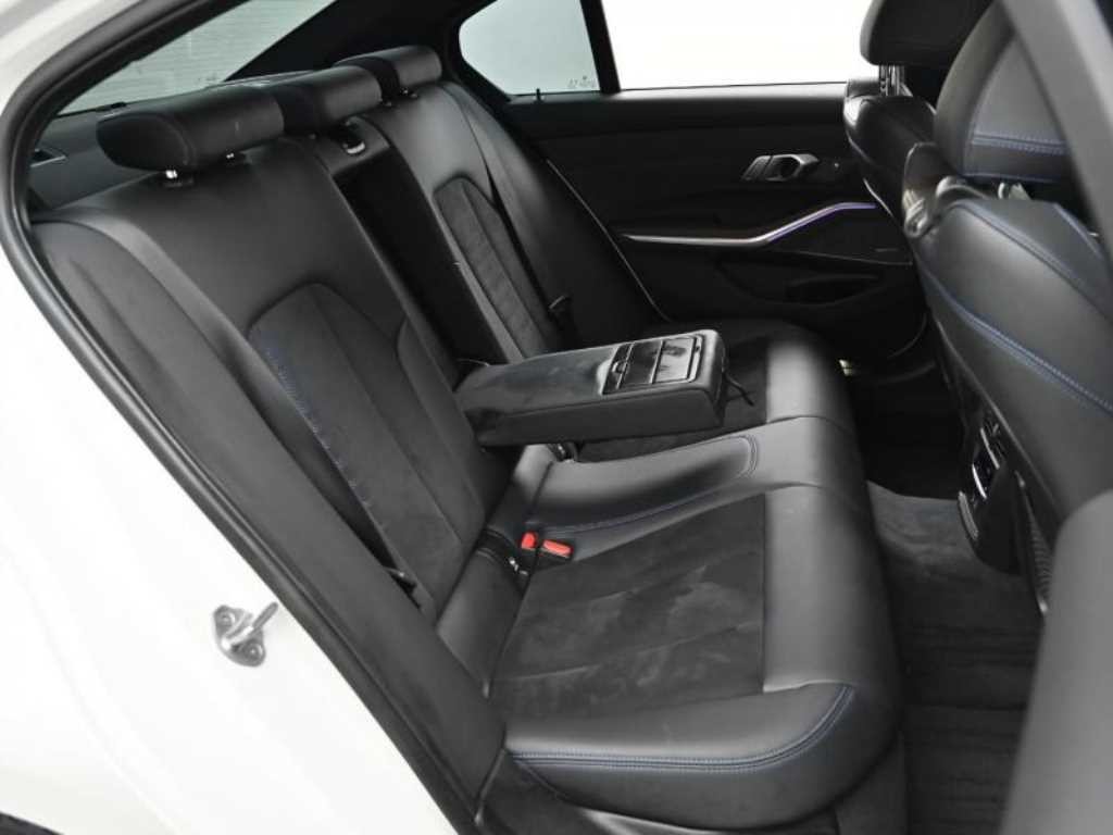 BMW 3시리즈 3시리즈 (G20) 320d M 스포츠 이미지 12