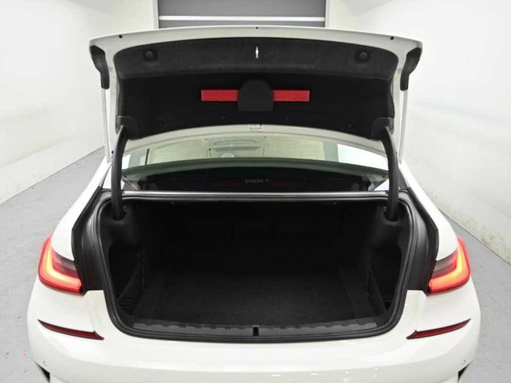BMW 3시리즈 3시리즈 (G20) 320d M 스포츠 이미지 19