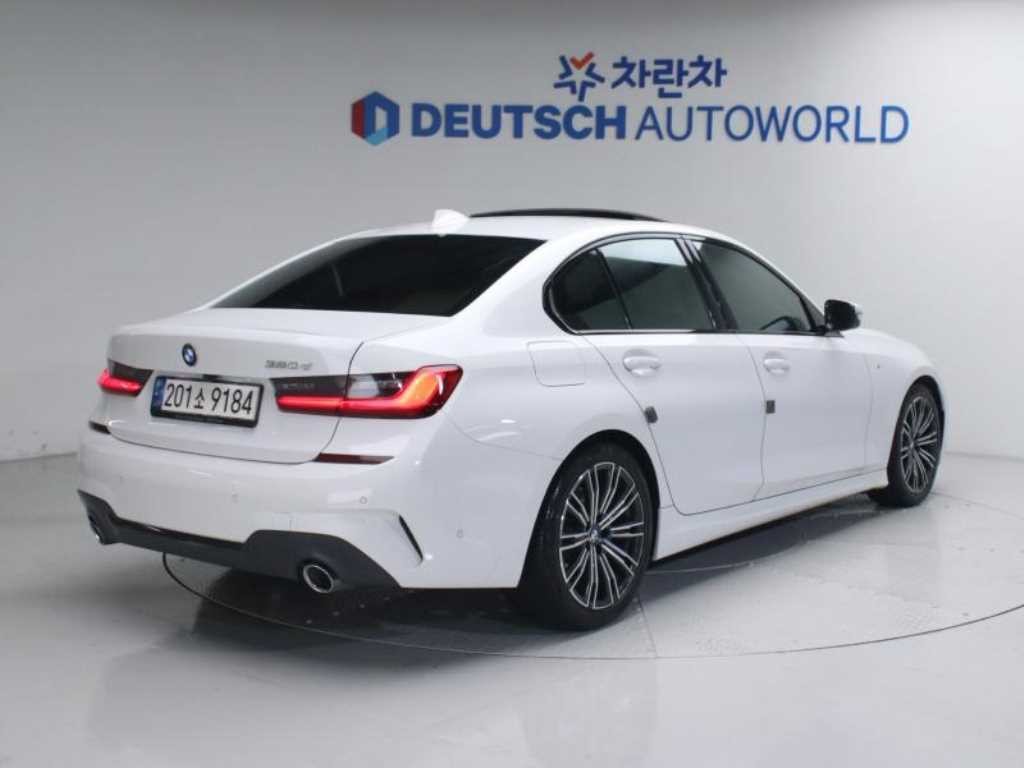 BMW 3시리즈 3시리즈 (G20) 320d M 스포츠 이미지 2