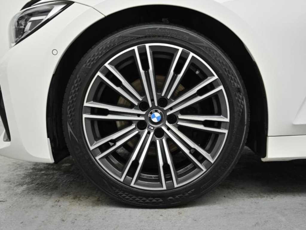 BMW 3시리즈 3시리즈 (G20) 320d M 스포츠 이미지 5