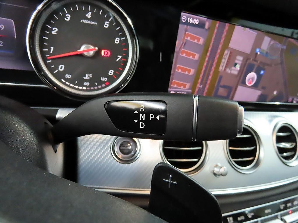 벤츠 E 클래스 E-클래스 W213 E250 아방가르드 이미지 10