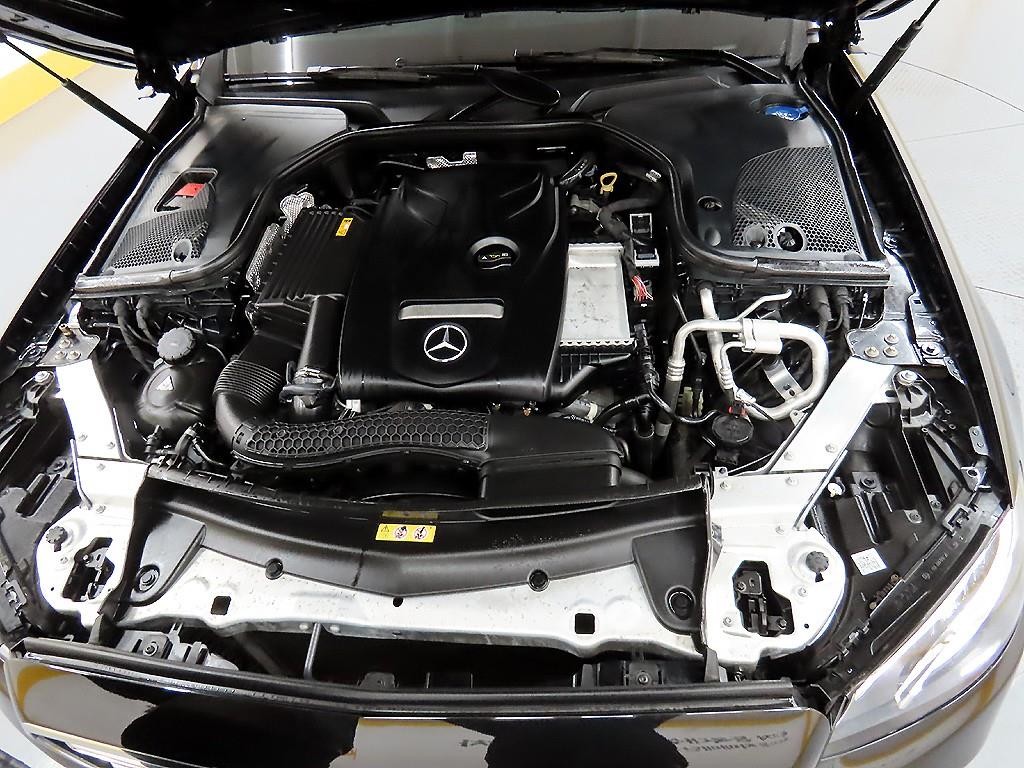 벤츠 E 클래스 E-클래스 W213 E250 아방가르드 이미지 19