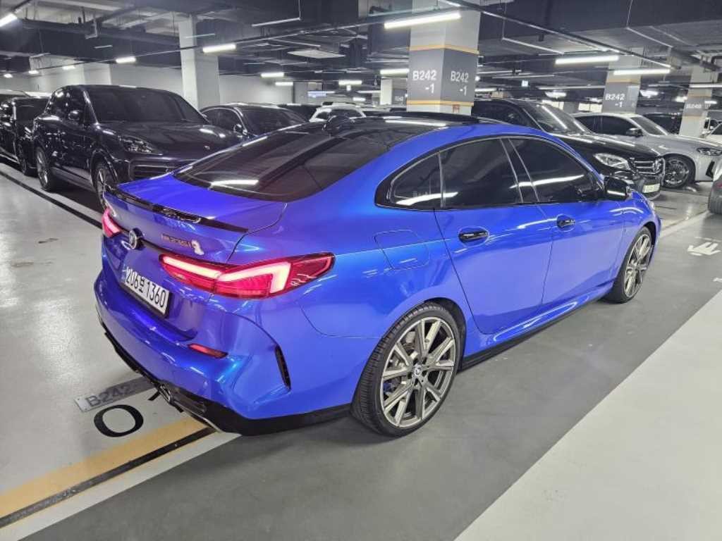 BMW 2시리즈 2시리즈 그란쿠페 (F44) M235i xDrive 이미지 3