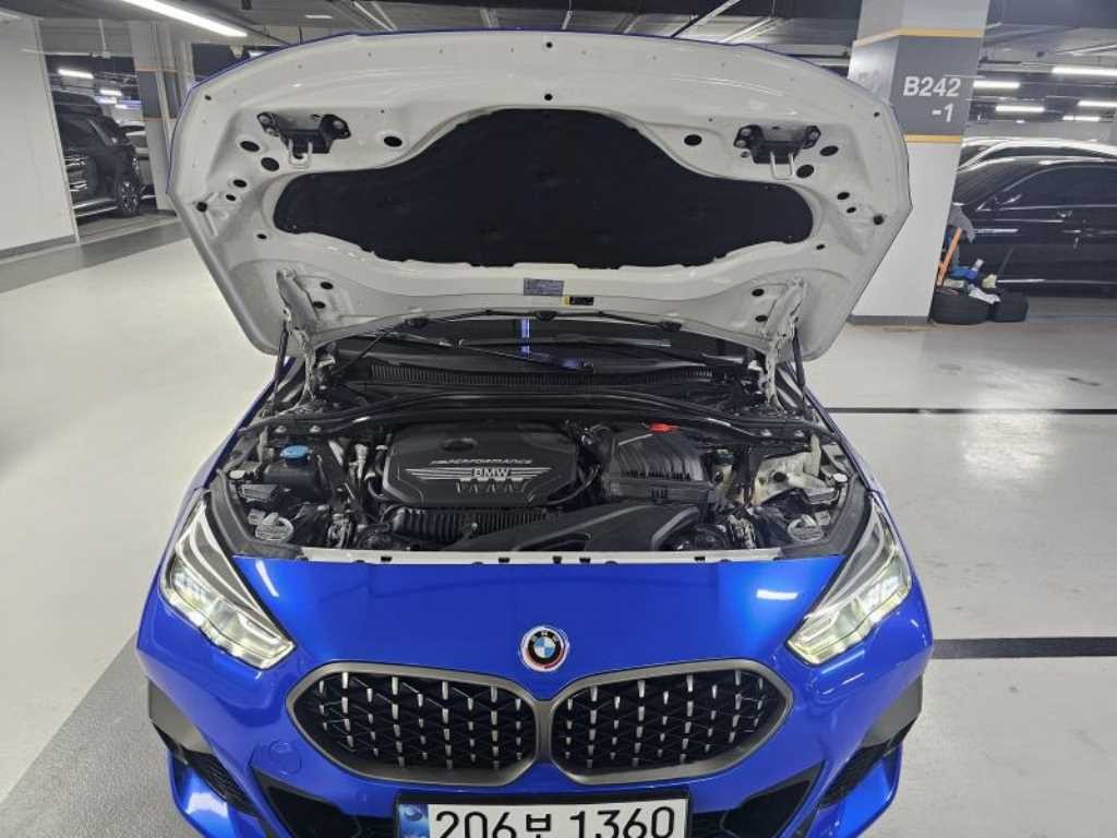 BMW 2시리즈 2시리즈 그란쿠페 (F44) M235i xDrive 이미지 6