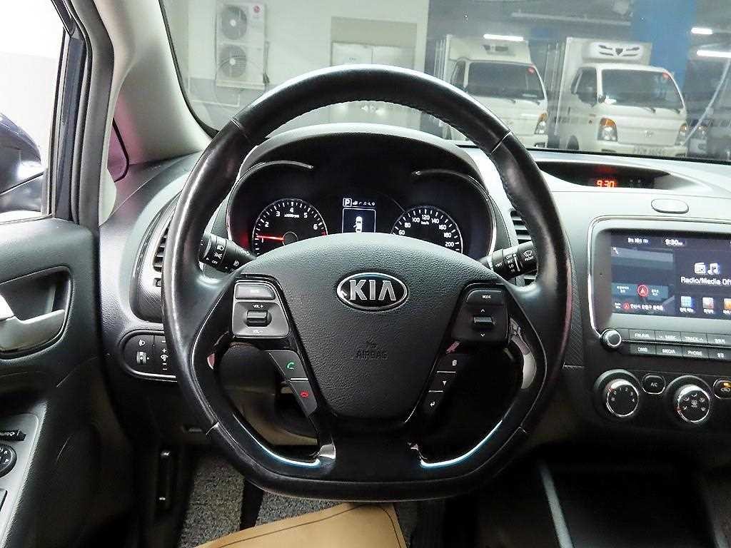 기아 K3 더뉴 K3 1.6 GDI 트렌디 스타일 이미지 7