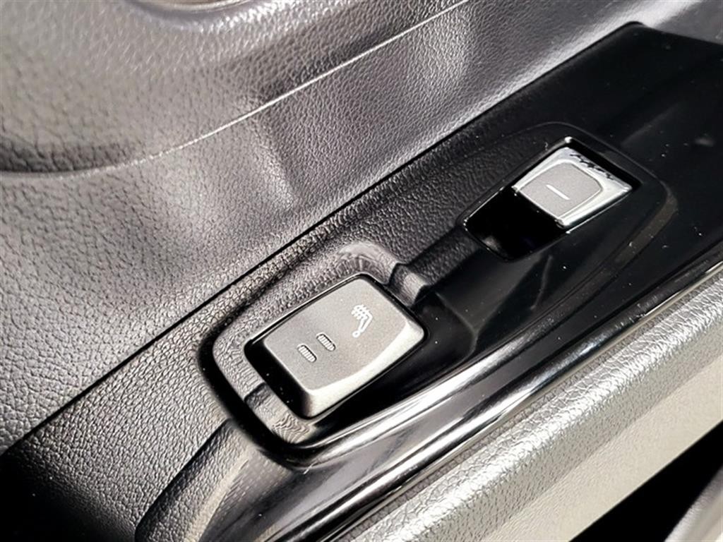 KG모빌리티(쌍용) 코란도 뷰티풀코란도 2WD 가솔린 1.5 C5 플러스 이미지 11