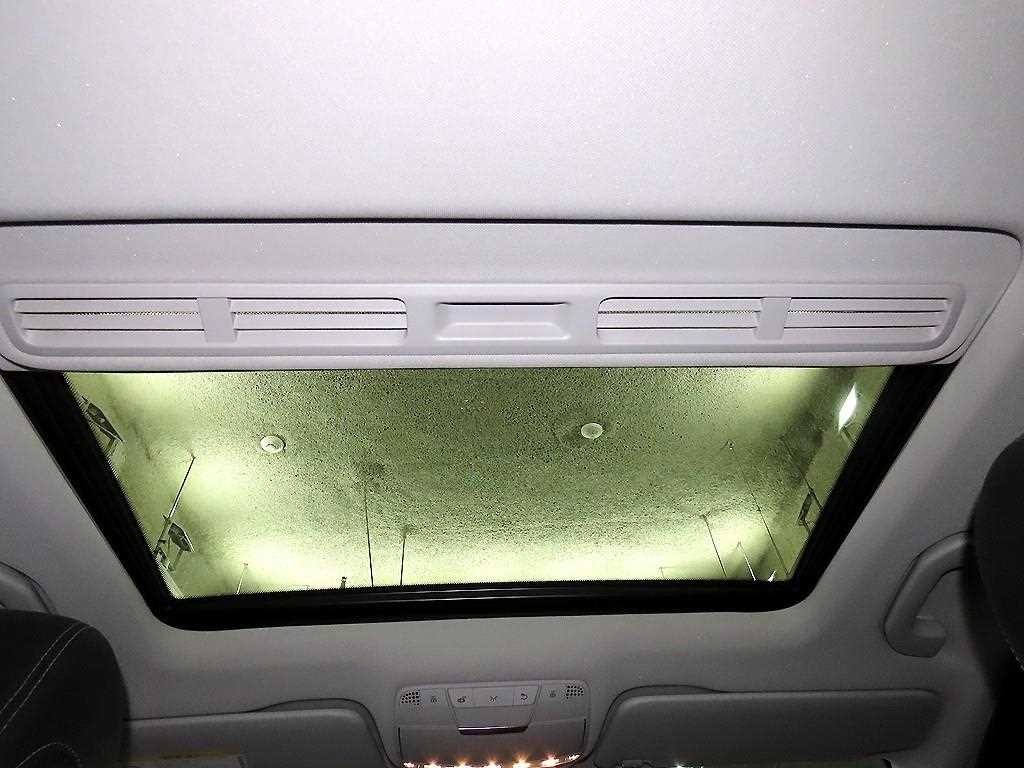벤츠 C 클래스 C클래스 W205 C200 이미지 18