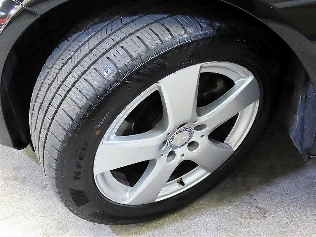 벤츠 C 클래스 C클래스 W205 C200 이미지 20
