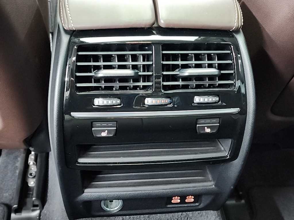BMW 5시리즈 5시리즈 (G30) 520d xDrive 럭셔리 플러스 이미지 13