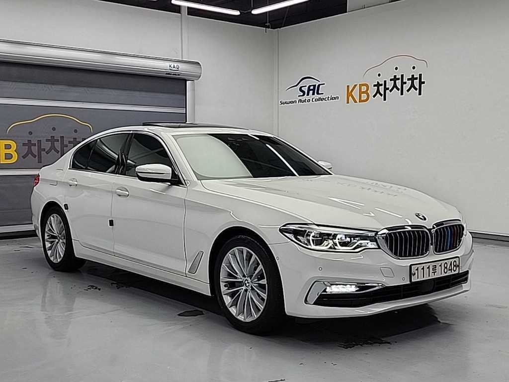 BMW 5시리즈 5시리즈 (G30) 520d xDrive 럭셔리 플러스 이미지 4