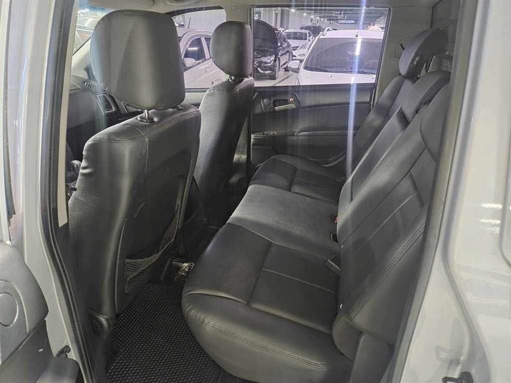 KG모빌리티(쌍용) 코란도 더뉴코란도스포츠 CX5(2WD) 패션 이미지 7