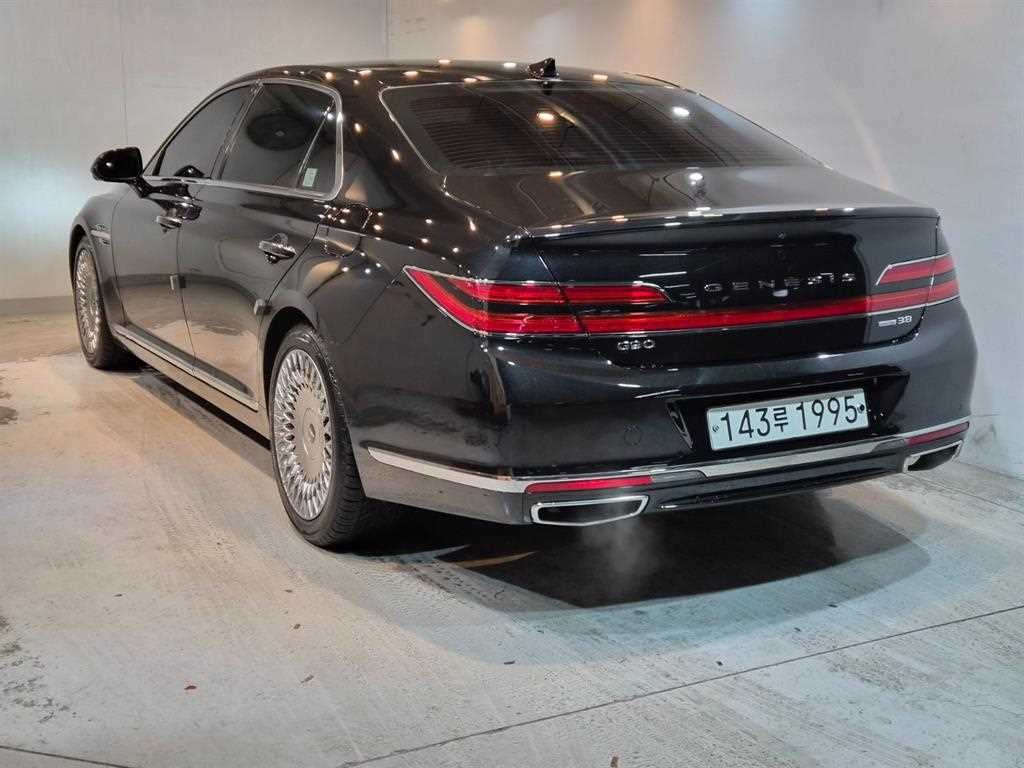 제네시스 G90 3.8 GDI AWD 프리미엄 럭셔리 이미지 4