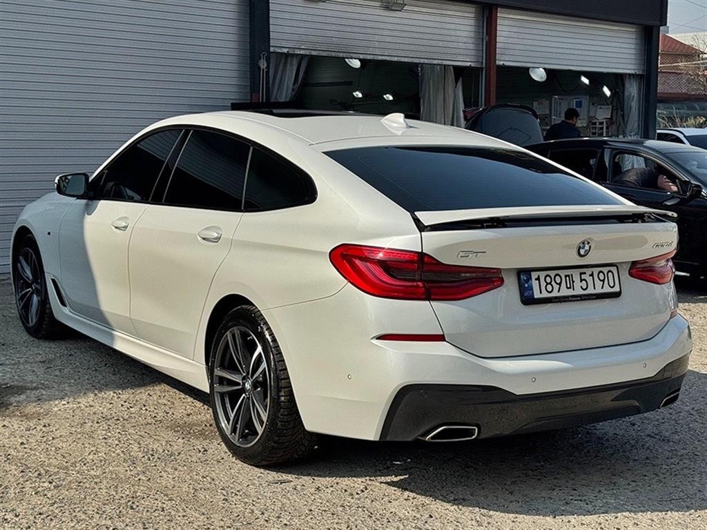 BMW 그란투리스모 6시리즈 GT (G32) 620d M 스포츠 이미지 3