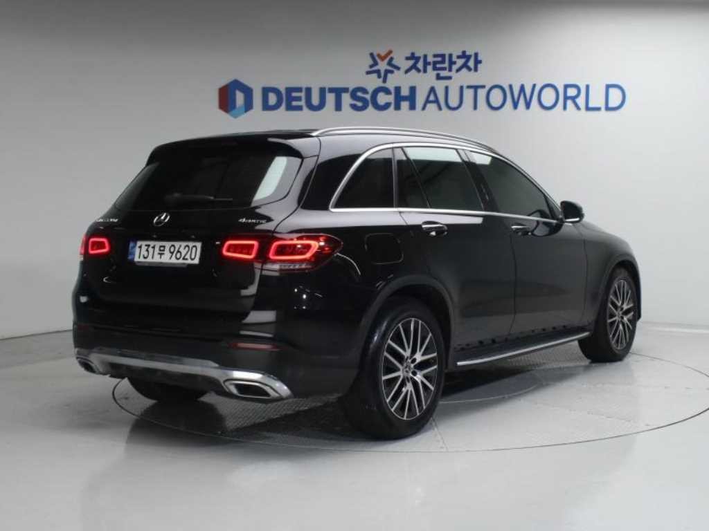 벤츠 GLC 클래스 GLC클래스 X253 GLC 220 d 4MATIC 이미지 2