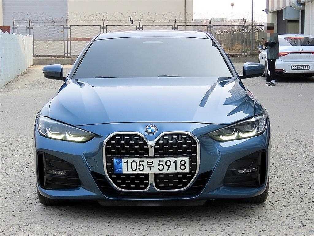 BMW 4시리즈 4시리즈 (G22) 420d 쿠페 M 스포츠 이미지 1