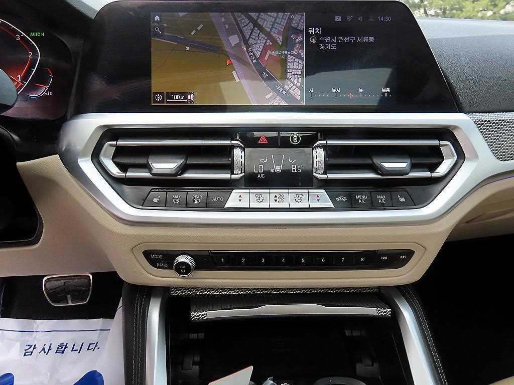 BMW 4시리즈 4시리즈 (G22) 420d 쿠페 M 스포츠 이미지 13
