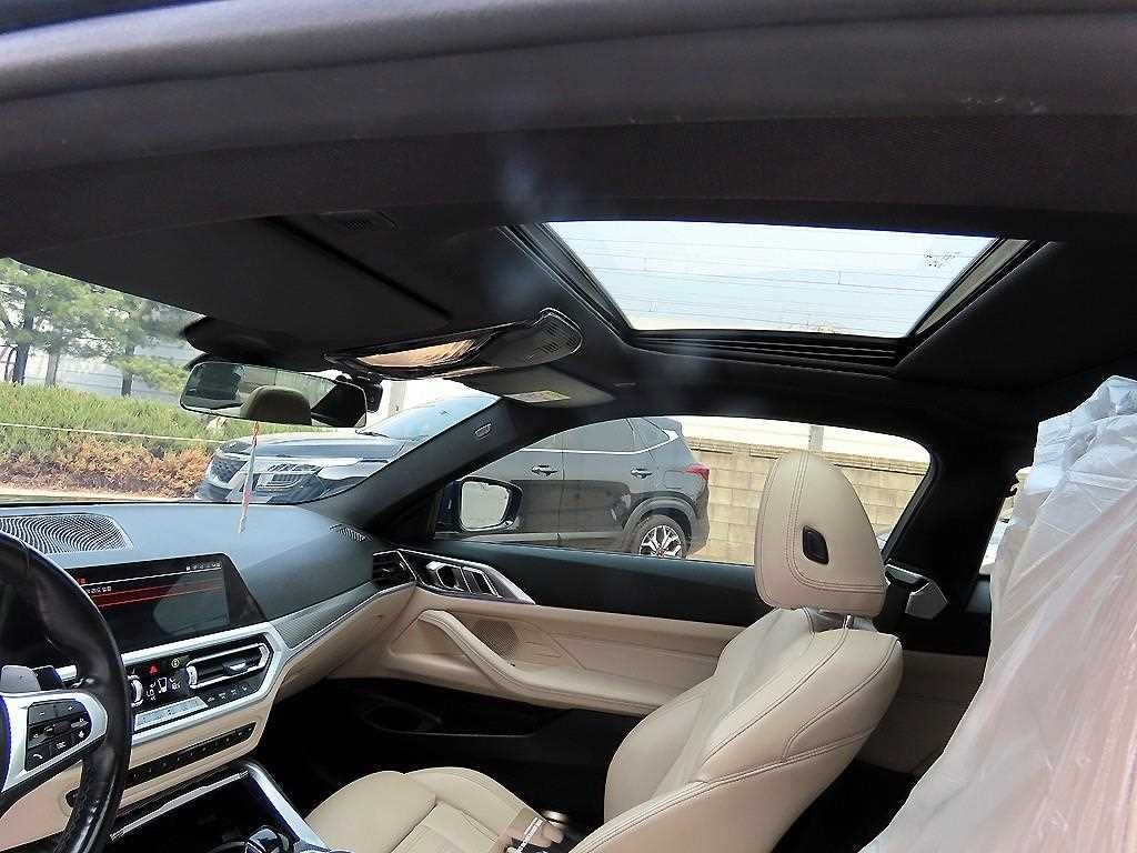 BMW 4시리즈 4시리즈 (G22) 420d 쿠페 M 스포츠 이미지 18
