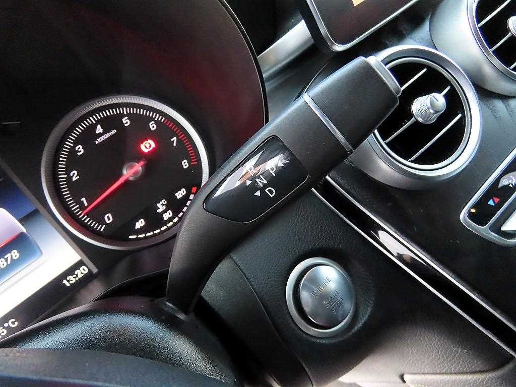 벤츠 GLC 클래스 GLC클래스 X253 GLC 300 4MATIC 쿠페 이미지 10