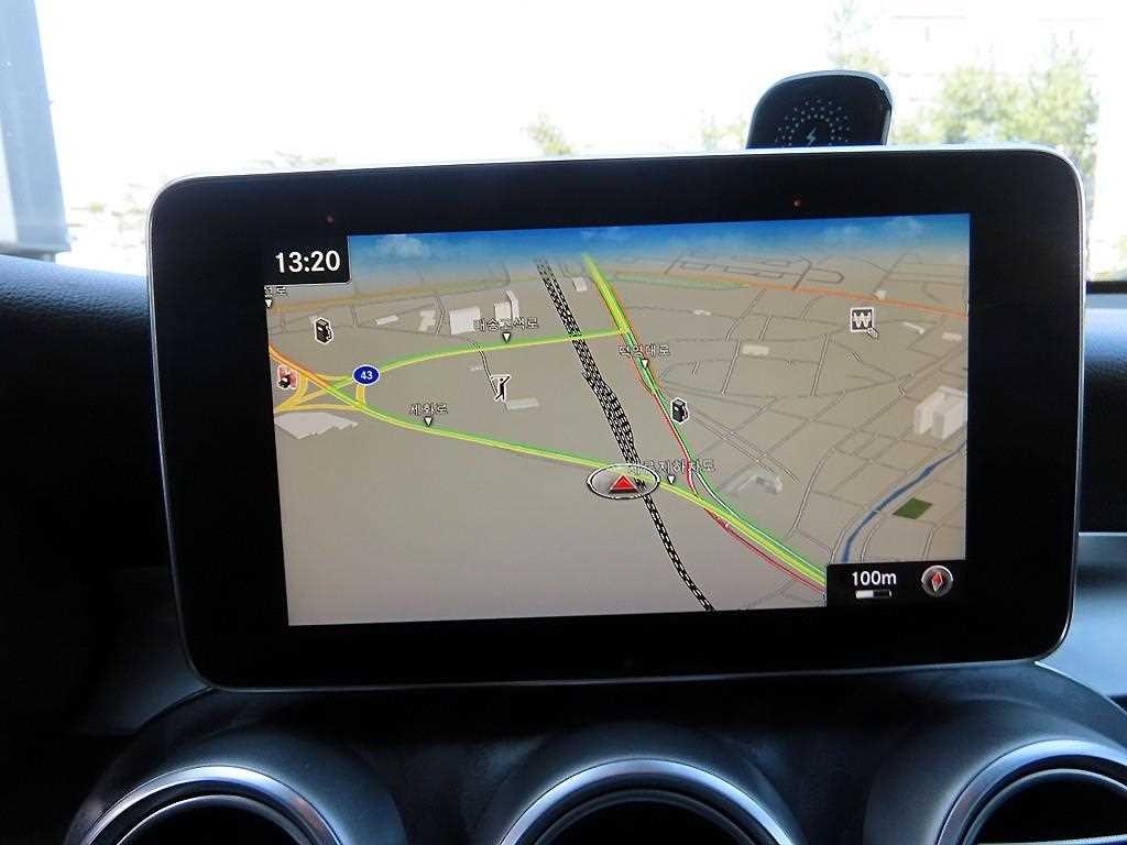 벤츠 GLC 클래스 GLC클래스 X253 GLC 300 4MATIC 쿠페 이미지 13