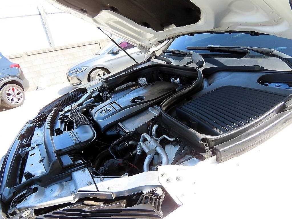 벤츠 GLC 클래스 GLC클래스 X253 GLC 300 4MATIC 쿠페 이미지 19