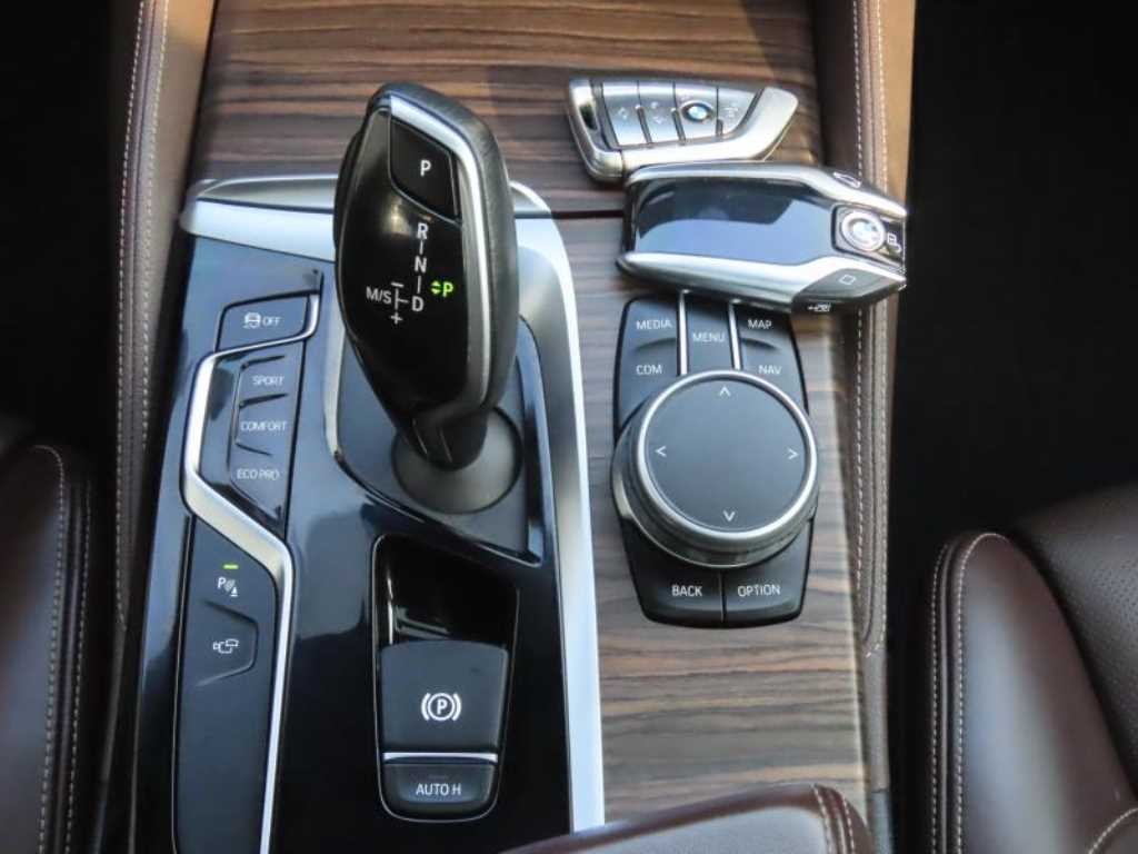 BMW 5시리즈 5시리즈 (G30) 520d M 스포츠 플러스 이미지 14